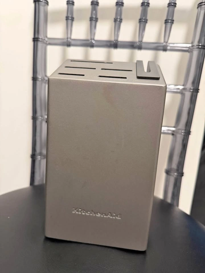 KitchenAid Wooden Knife Block with Built-in knife sharpener