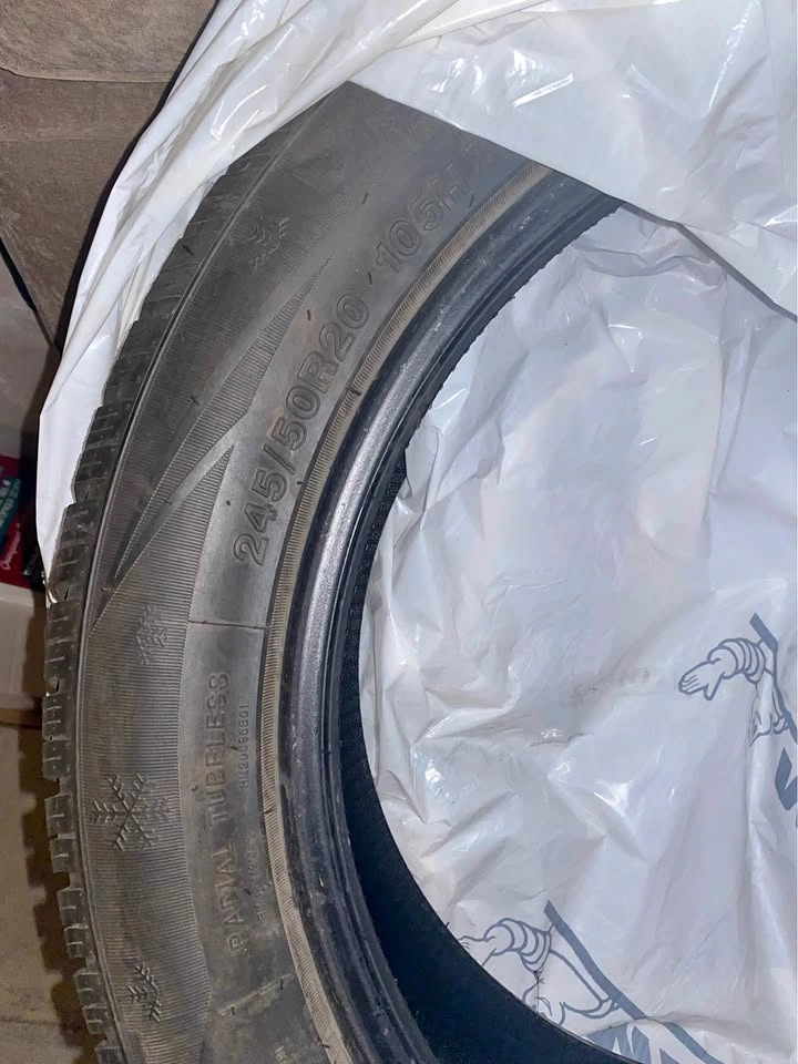 245/50R20 105H Winter Tires x4
