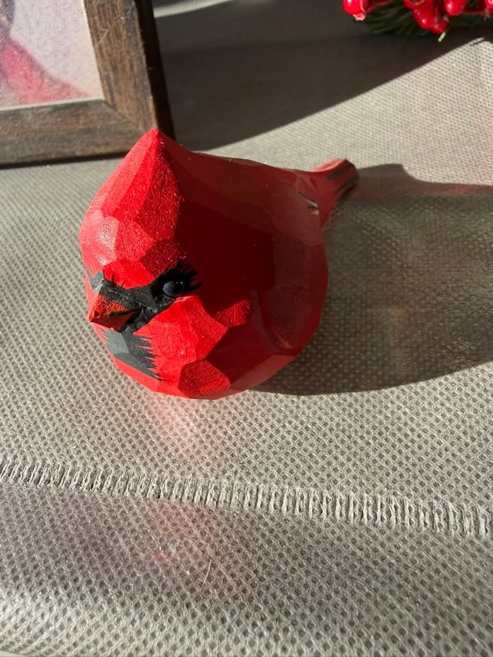 Carved Red Cardinal Bird Figurine - photo 2