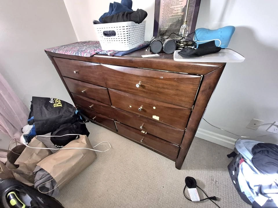 Dark Wood 8-Drawer Dresser