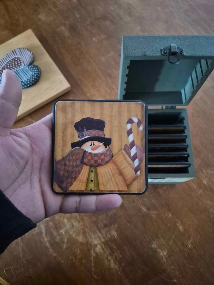 Snowman Coaster Set with Wooden Storage Box - photo 3