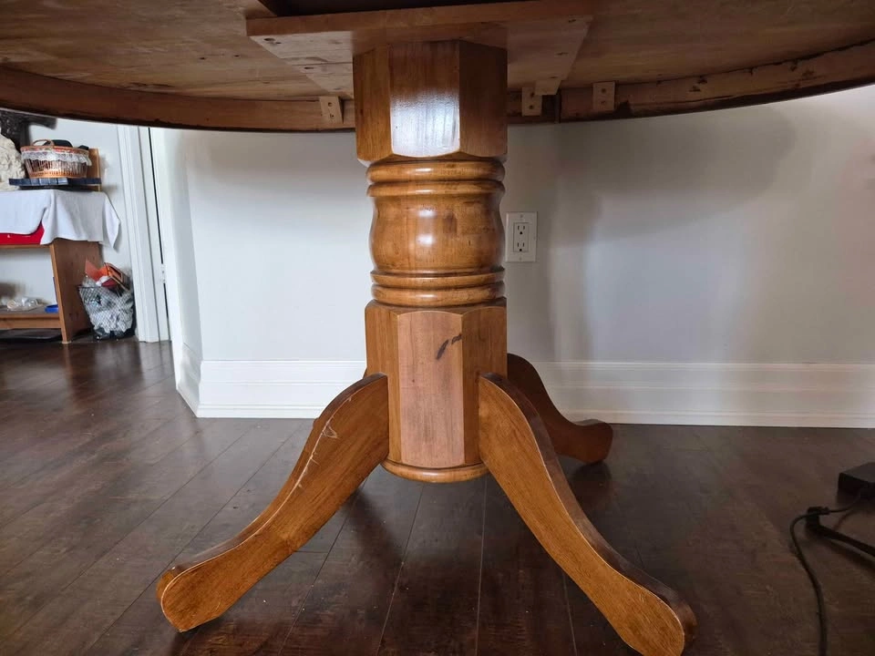 Dining table - photo 2