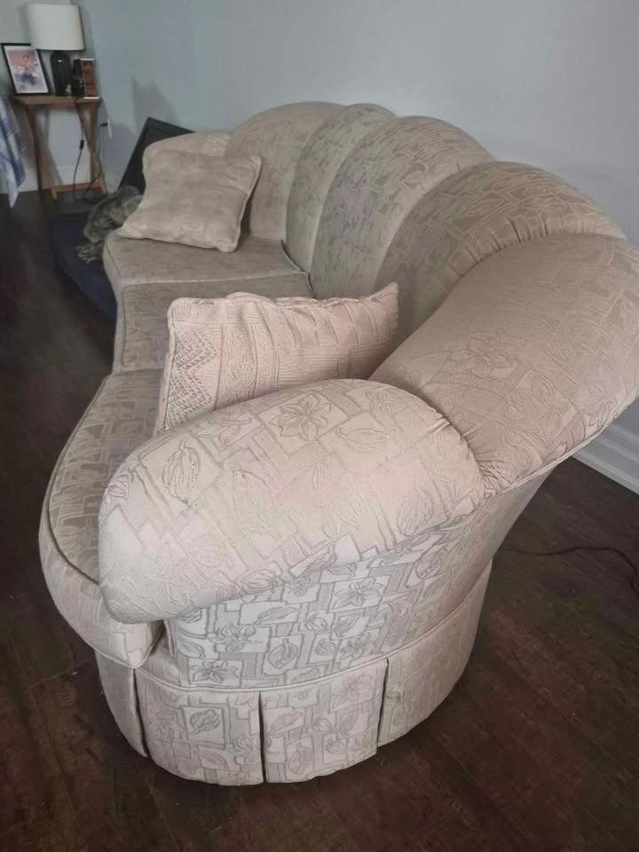 Floral Damask Curved Back Sofa - photo 2