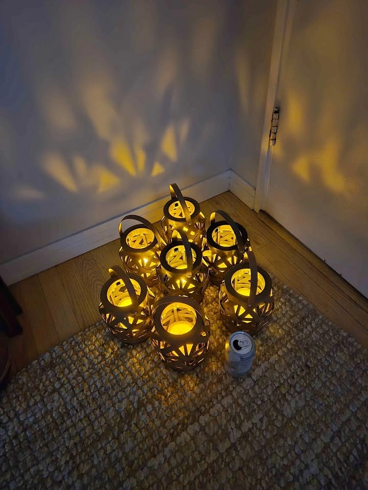 Set of 7 Decorative Battery-Powered Lanterns