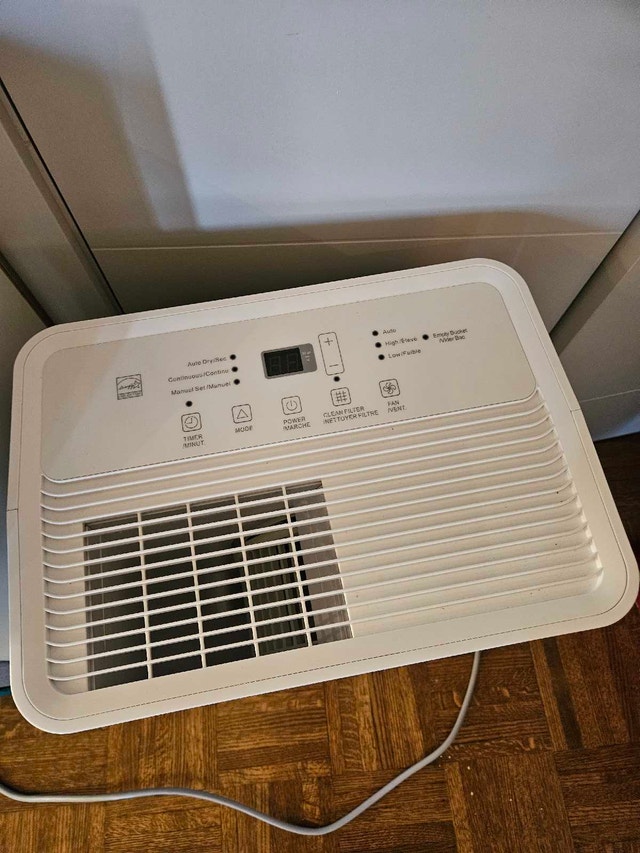 Dehumidifier: NOMA HE 50 pt, White, Energystar - photo 4