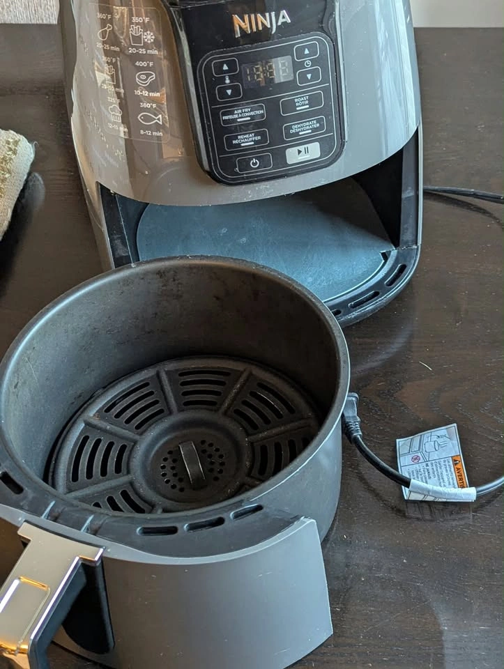 Ninja Air Fryer - photo 2