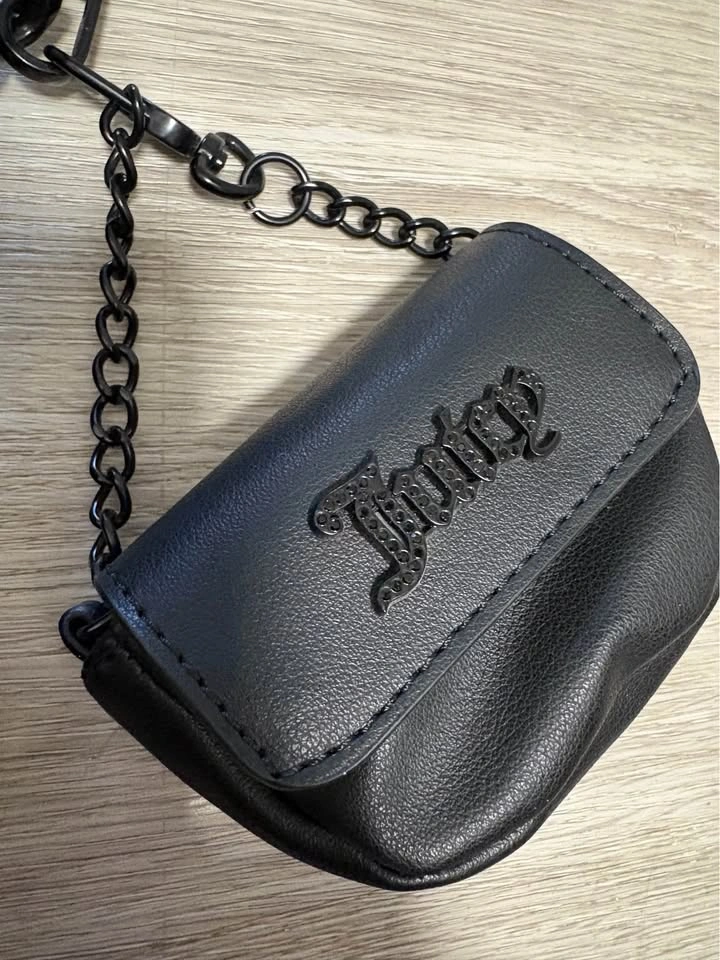 Juicy couture black purse with a change purse - photo 3