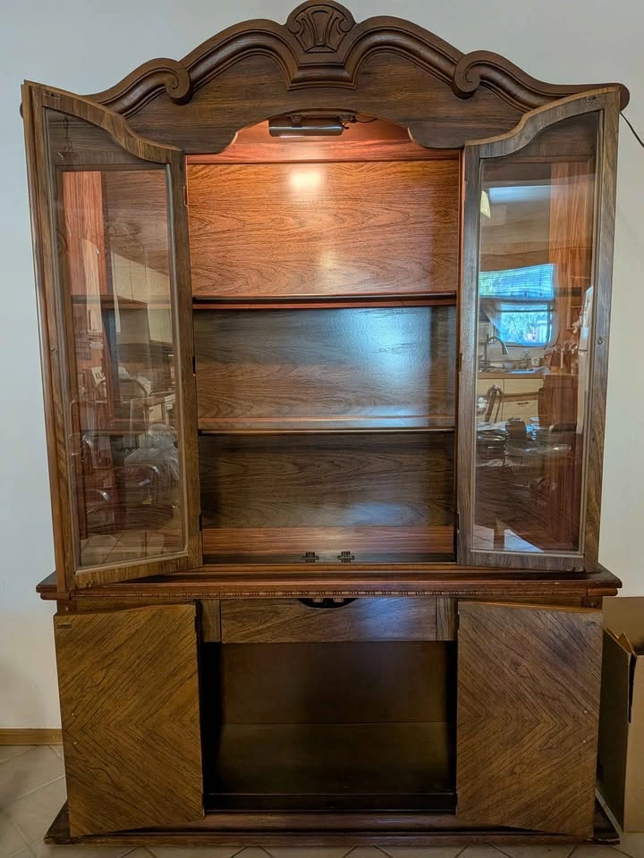 Vintage Lighted Wood China Cabinet Hutch - photo 3