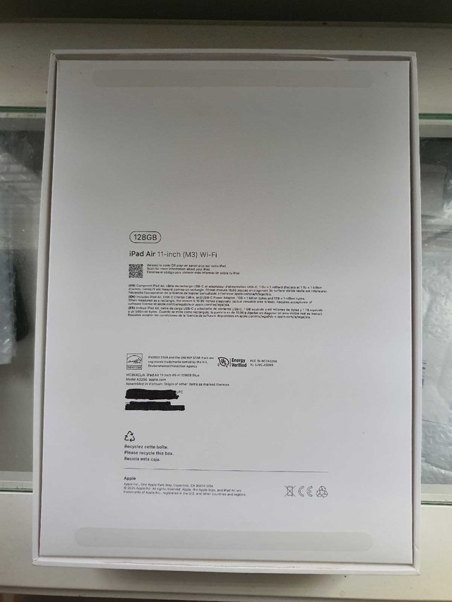 Empty Box ipad (M3) 11 inch wifi only - photo 2