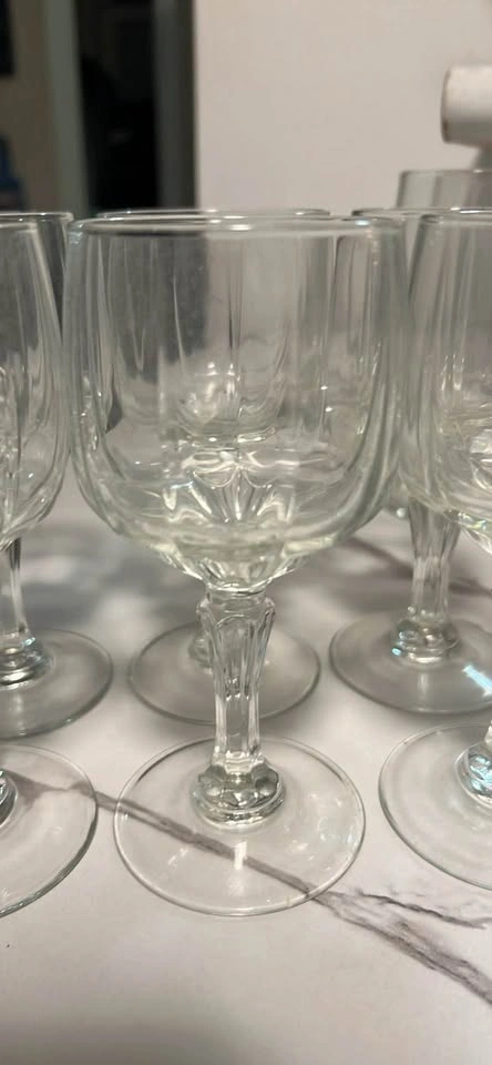 Set of 6 Vintage Paneled Glass Wine Glasses - photo 2