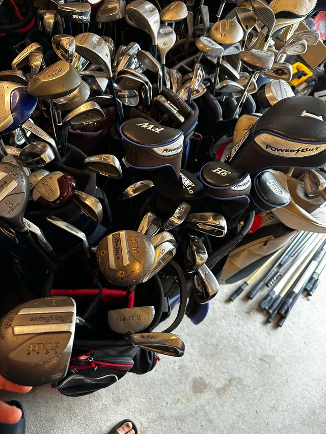 MIXED LH & RH GOLF SETS image indicator(9)