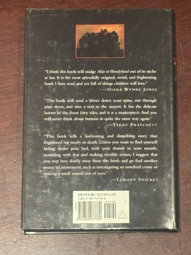 Coraline Neil Gaiman Novel 2002 First Edition Hardcover - photo 2