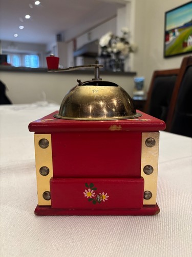 Vintage 1950s Red Coffee Grinder Mill, Farmhouse Decor - photo 3