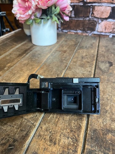 Kodak Instamatic X-15 1970's Vintage Camera With Wrist Strap - photo 5