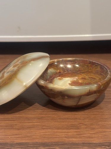 Polished Banded Agate Onyx Lidded Trinket Box
