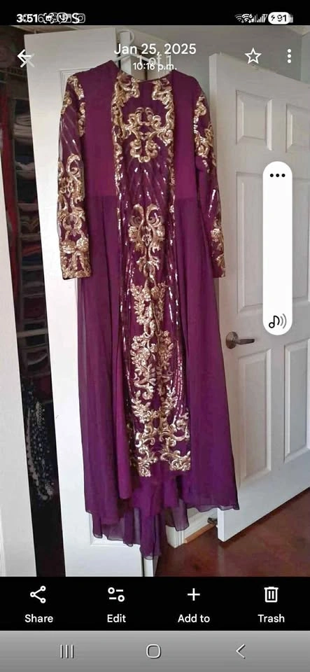 Women's dress