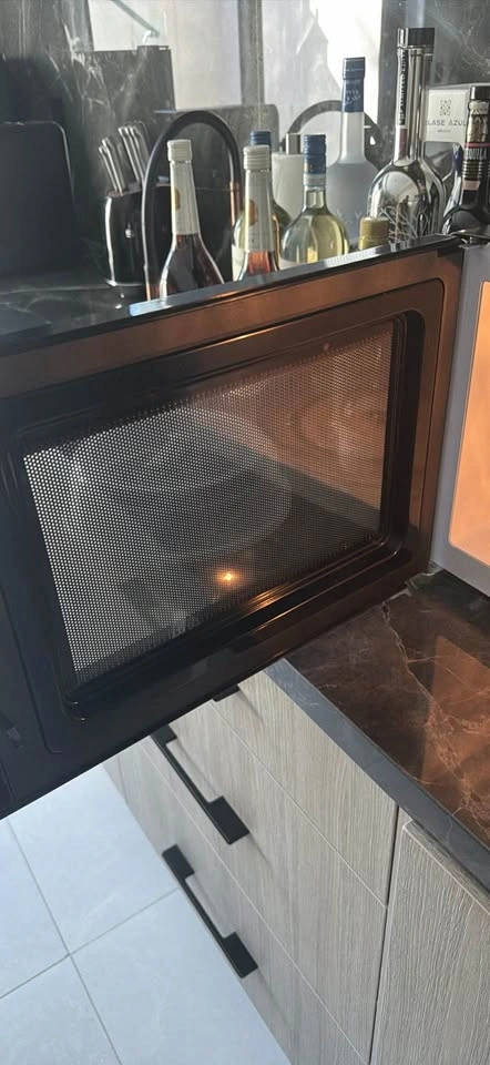 Panasonic Black Countertop Microwave – $80 - photo 4
