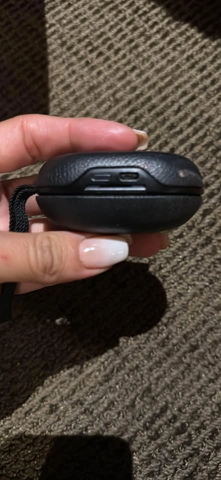 Bang & Olufsen B&O Wireless Earbuds with Charging Case - photo 2