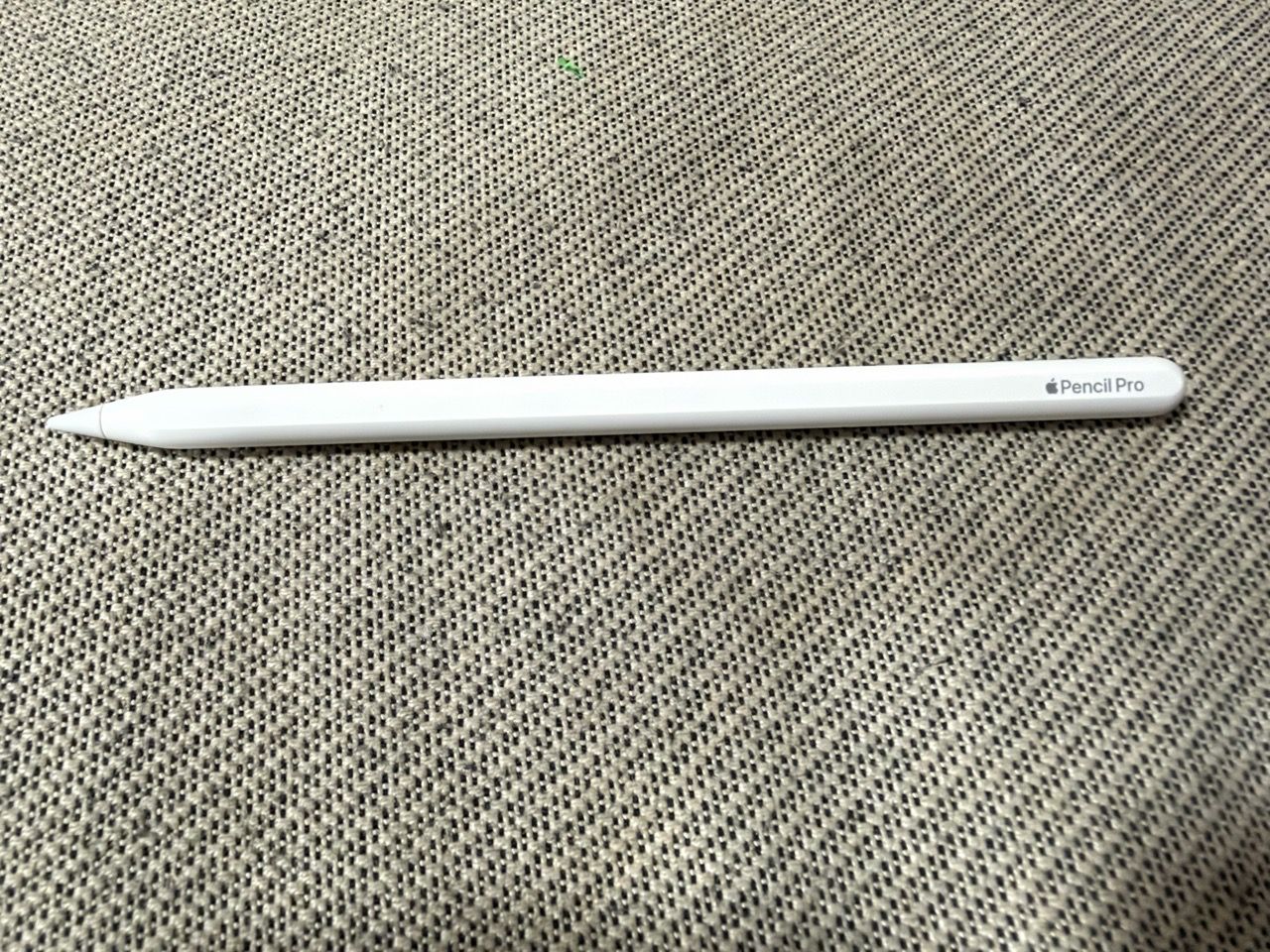 Apple Pencil Pro (White)