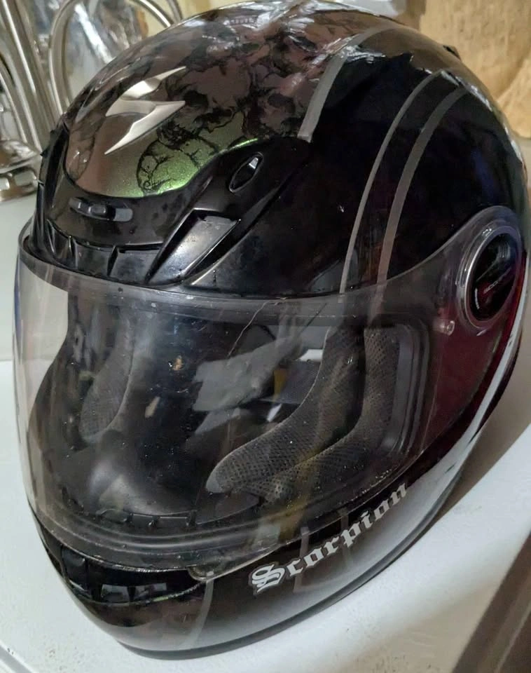 Scorpion EXO-400 Skullbucket Motorcycle Helmet small/medium - photo 5