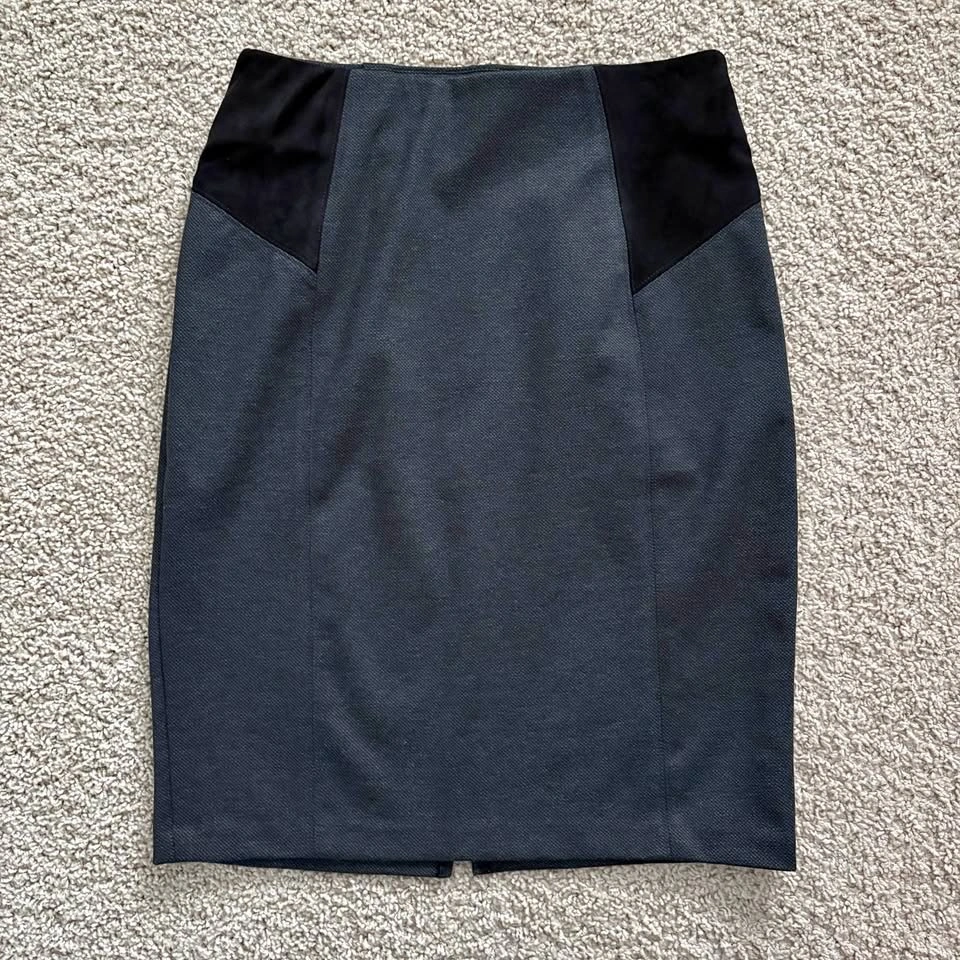 Marc New York Suede Accent Grey Tailored Pencil Skirt Size Small