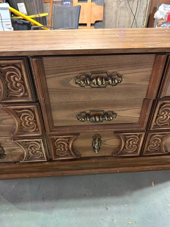 Vintage Singer Triple Dresser - $60 - photo 4