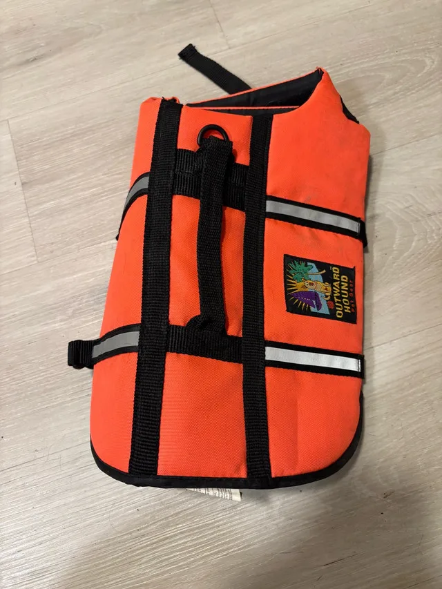Outward Hound Dog Life Jacket - M thumbnail