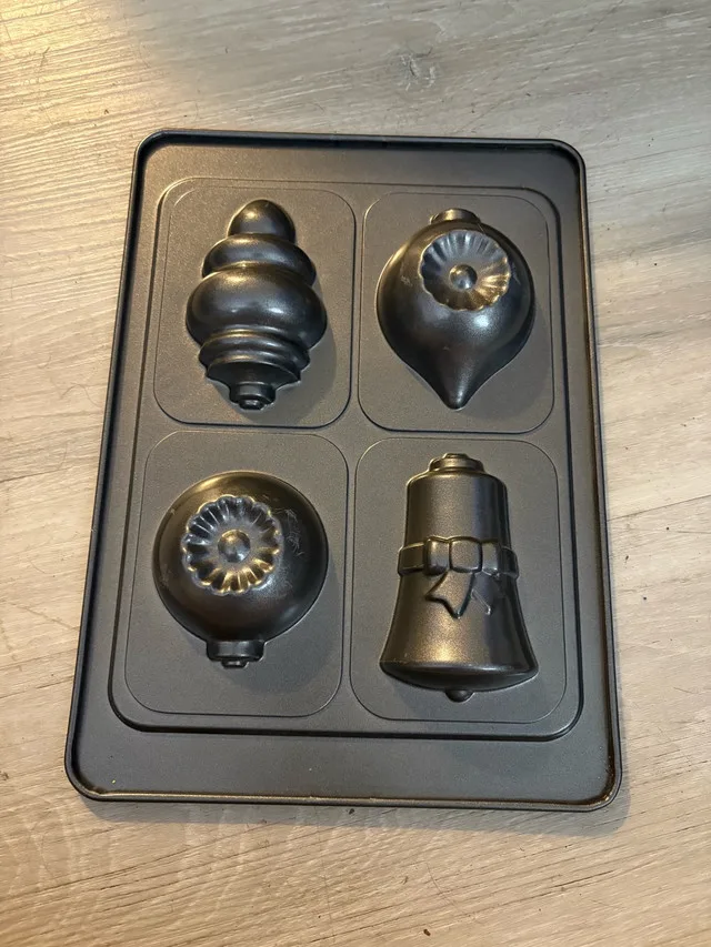 Wilton Christmas Ornament Pan thumbnail