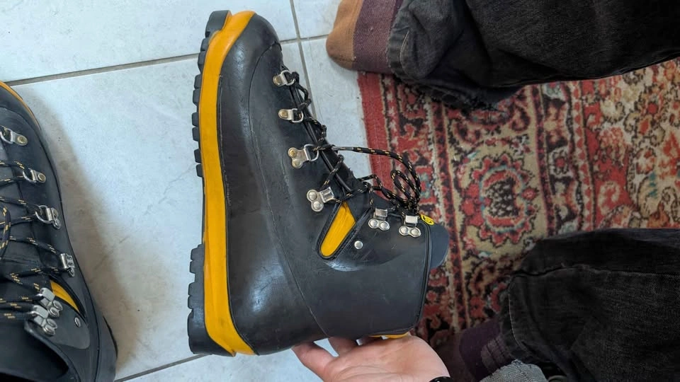 Asolo Ottomalla 8000 mountaineering boots - photo 4