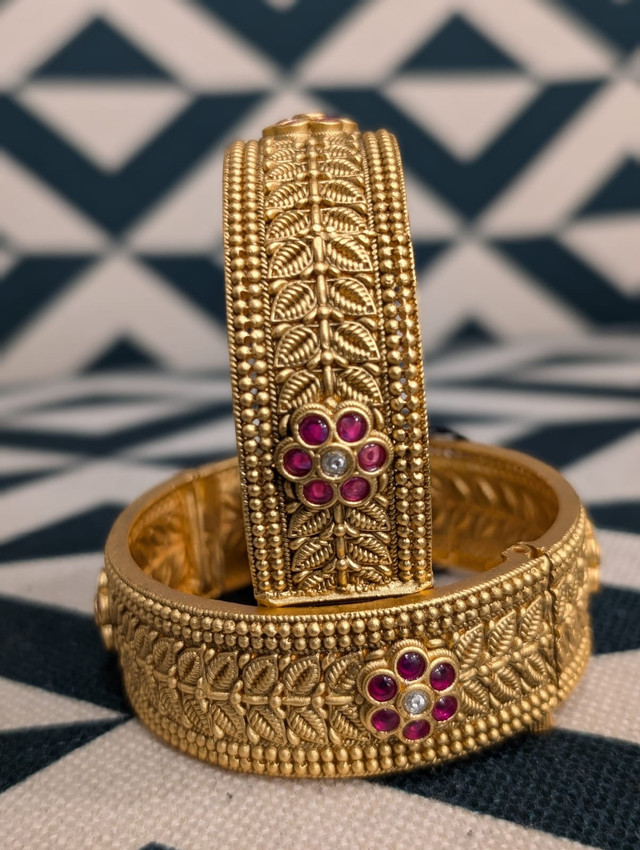 ✨ Indian Style Imitation Gold Bangles ✨ - photo 3