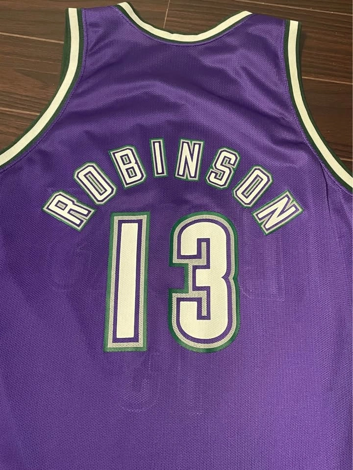 Vintage Milwaukee Bucks - Glenn Robinson #13 Jersey - Size 48 - photo 4