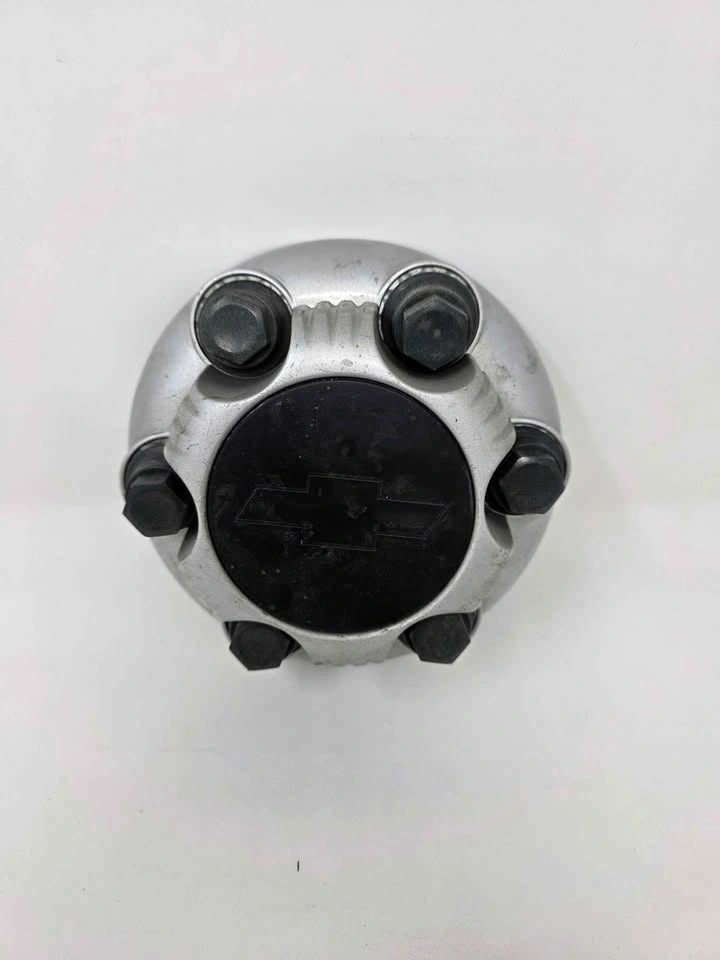 One Single Chevy GM Silverado Center 6 Lug Hub Cap