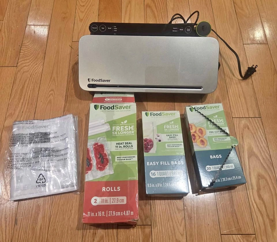 FoodSaver Multi-Use Vacuum Sealer with Bags and Rolls