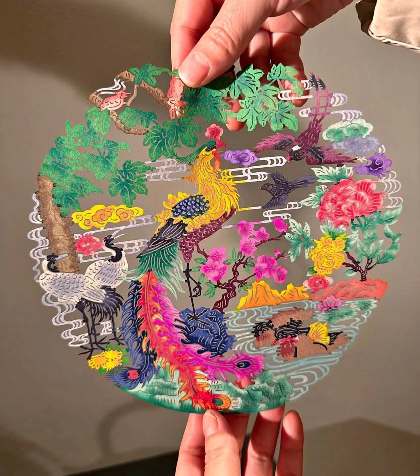 Handmade Chinese Phoenix Paper-Cut Art