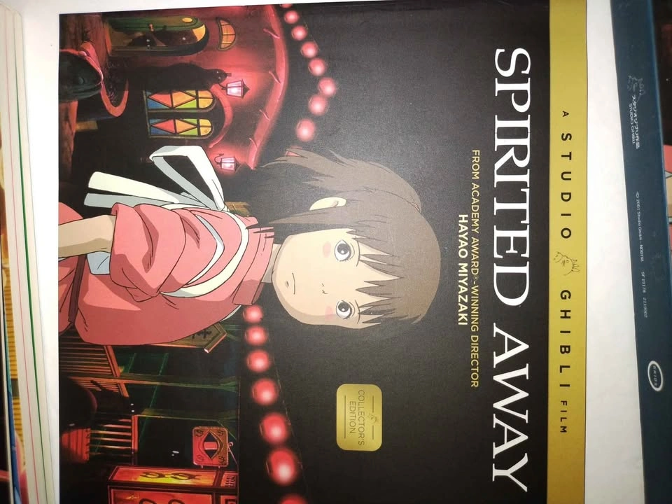 Spirited Away (Collector's Edition) (Blu-ray, 2002) - photo 2