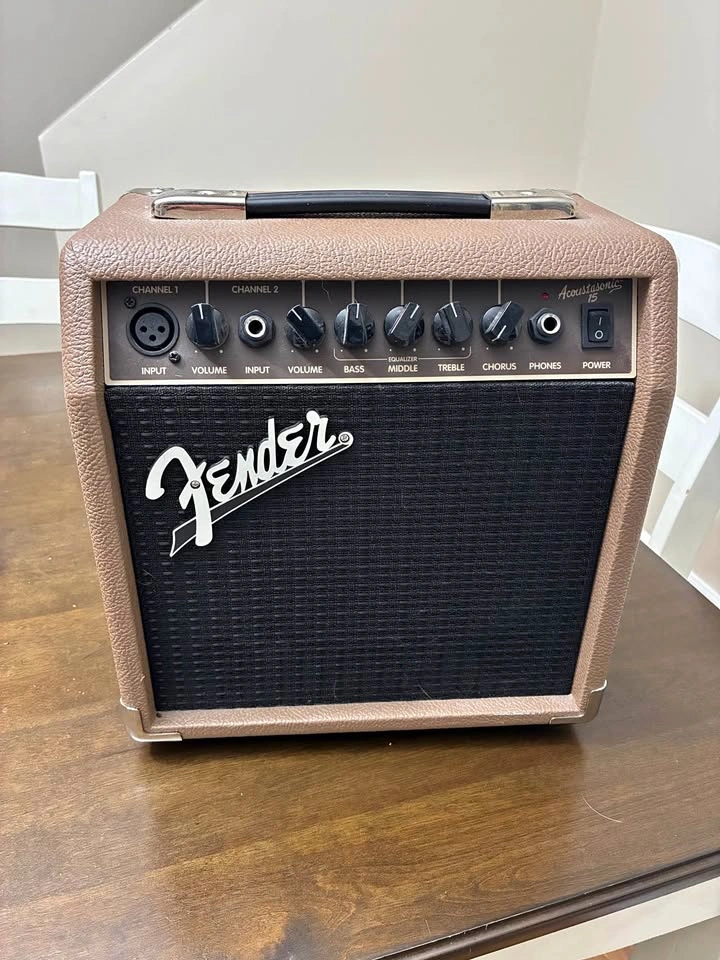 Fender Acoustasonic 15 amplifier