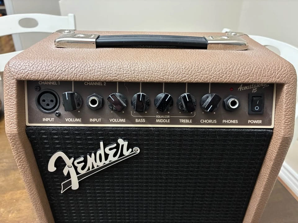 Fender Acoustasonic 15 amplifier - photo 2