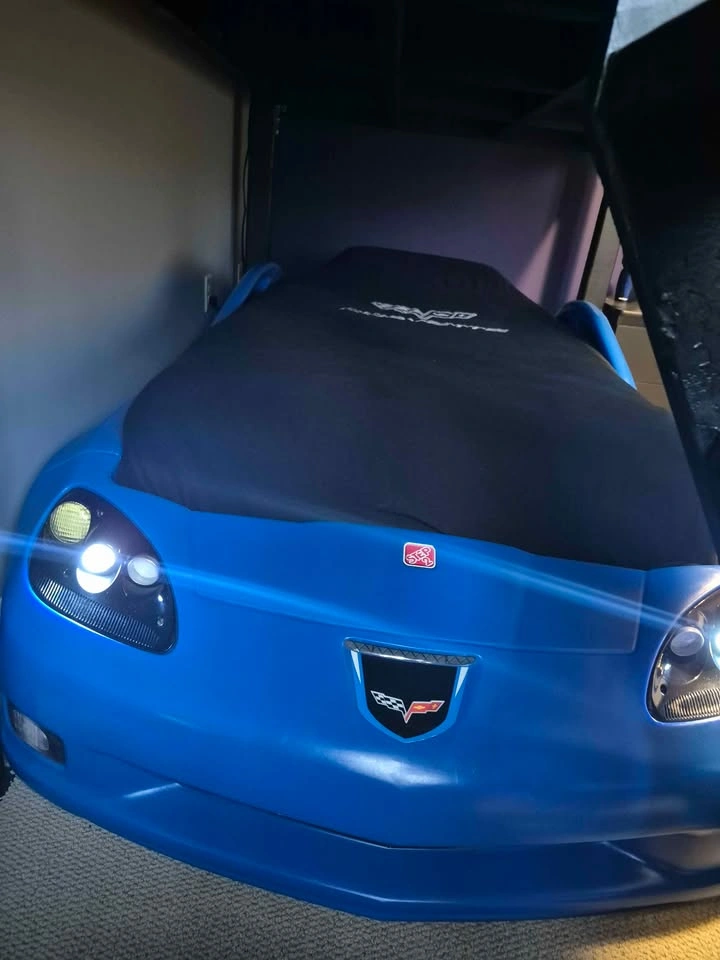 CUSTOM CORVETTE BUNK BEDS! - photo 5