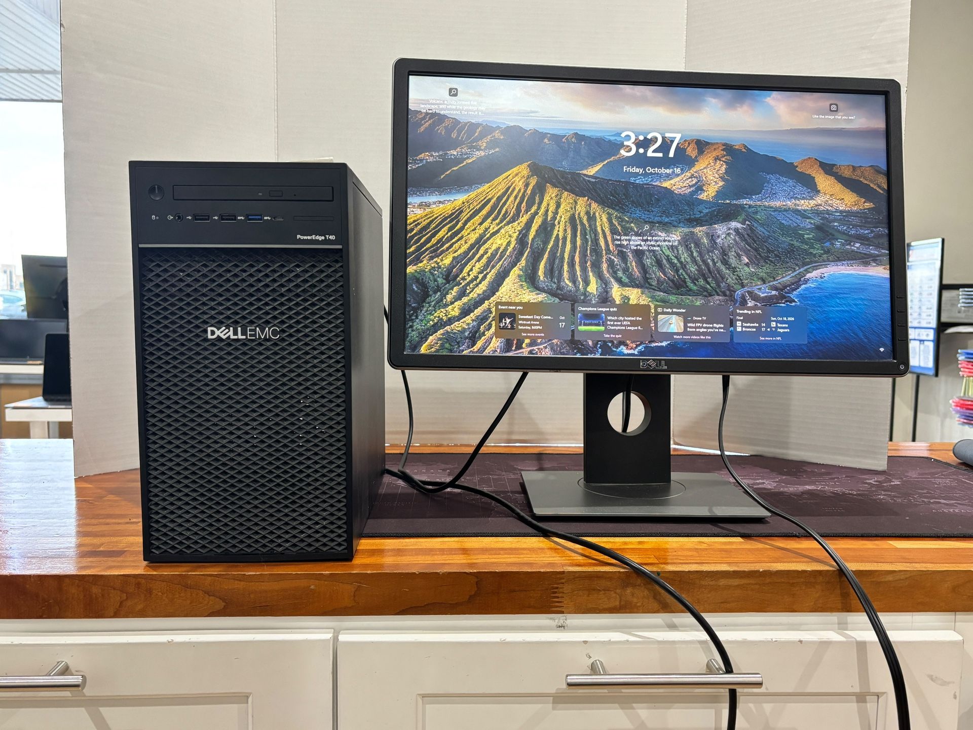 DELL PowerEdge Desktop Intel Xeon 16GB RAM 256GB SSD