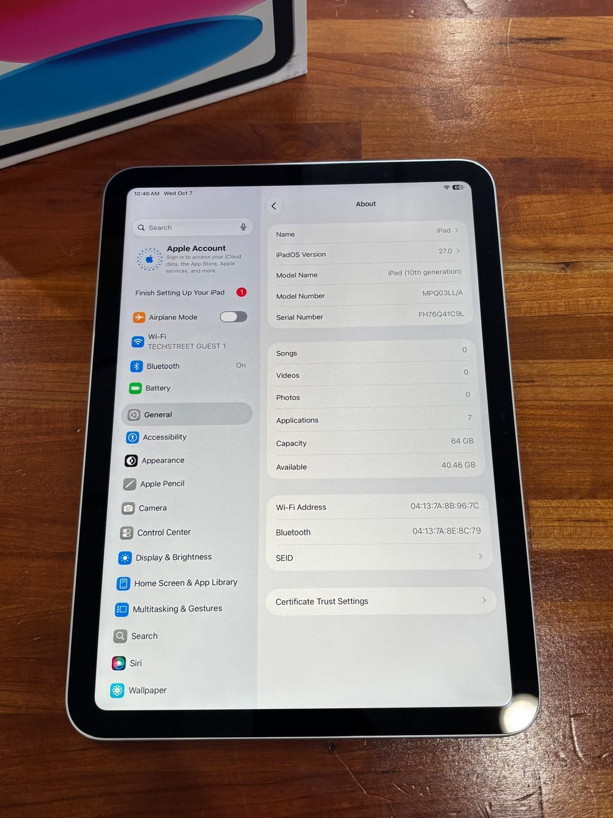 Apple Ipad 10 - new open box - 64gb 2022 model - photo 2