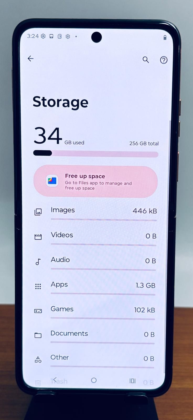 Motorola Razr Plus 2025, 256GB Unlocked - photo 4