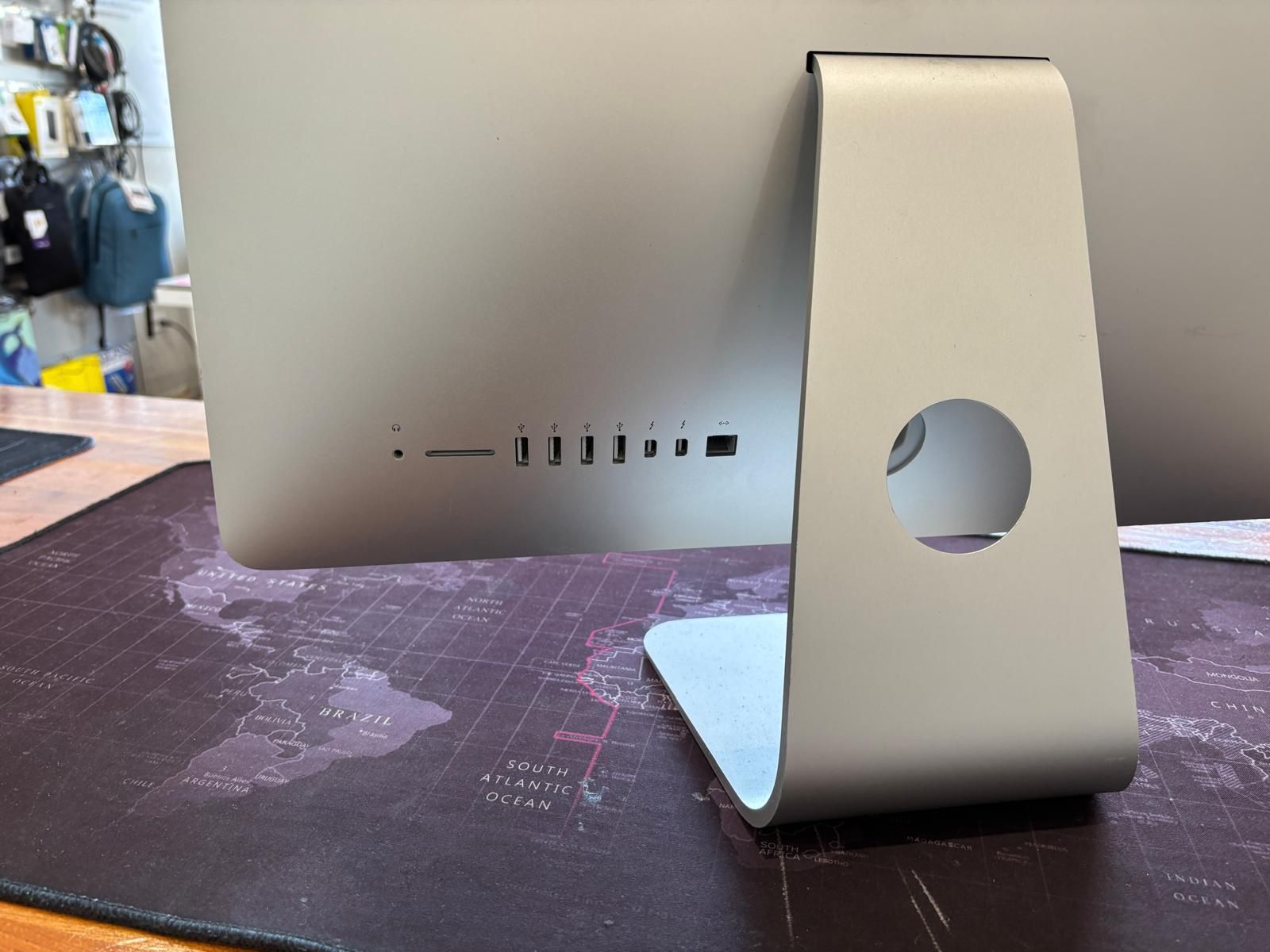 Apple Imac 21.5” Late 2015 Monterey 8gb 1tb - photo 4