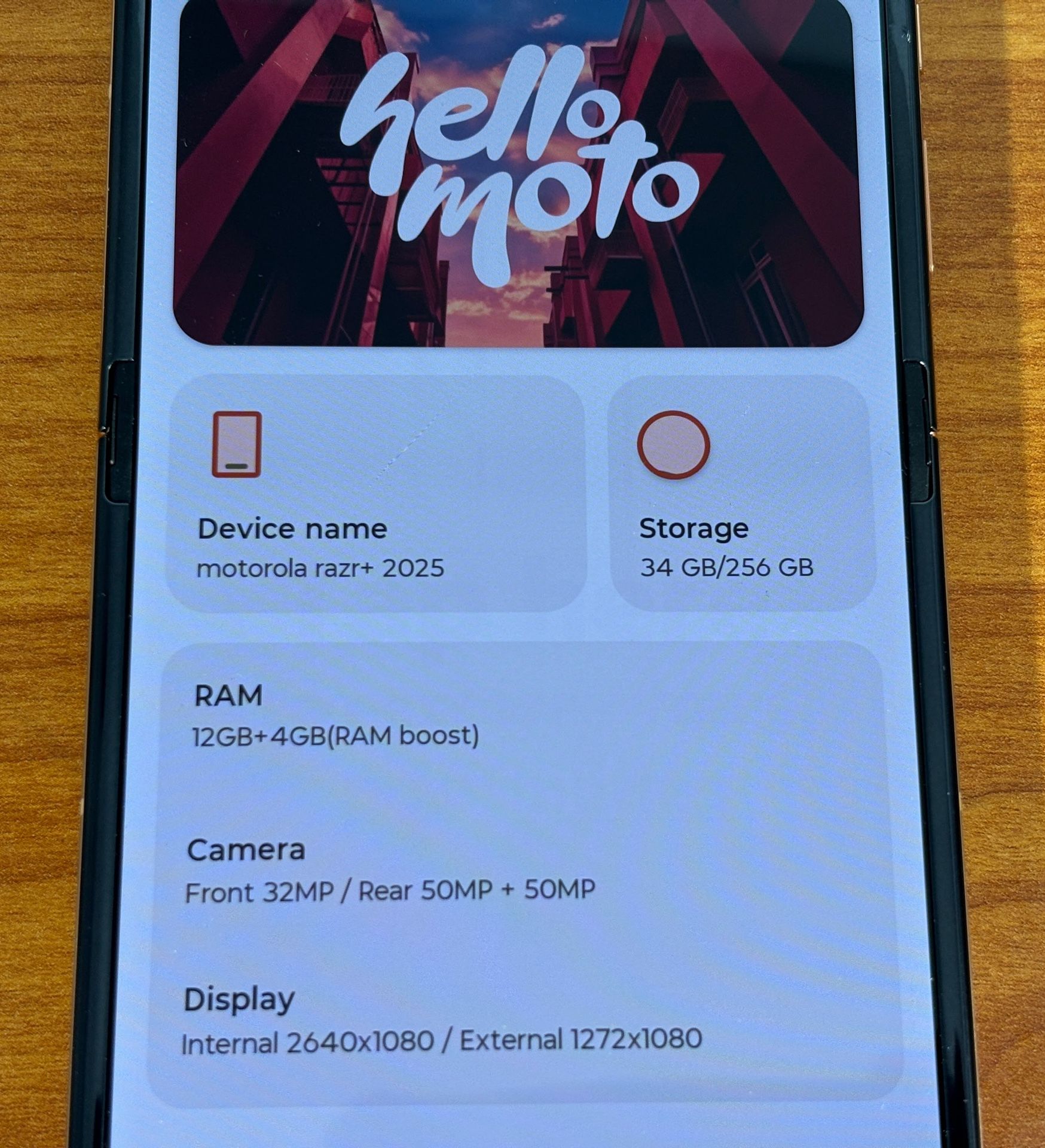Motorola Razr Plus 2025 (FLIP) 256GB UNLOCKED Fully Functional - photo 3