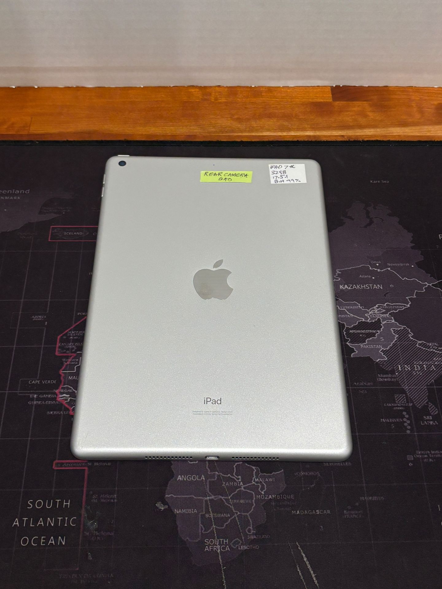 Apple iPad 7 32GB 10.2” - READ DESCRIPTION - photo 4