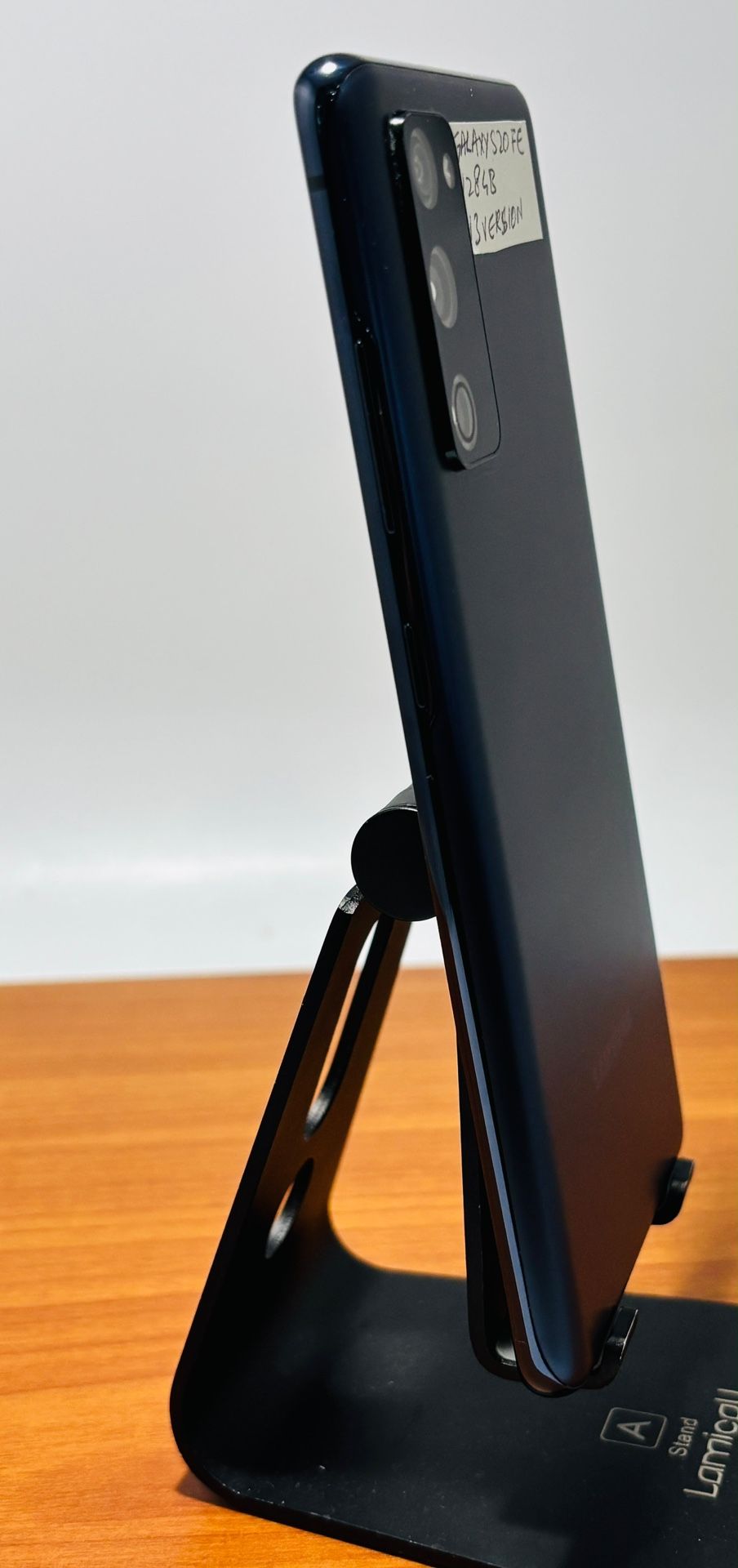 Samsung Galaxy S20 FE 5G 128GB Unlocked Fully Functional - photo 4