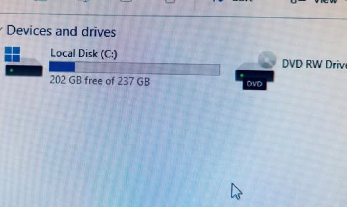 DELL PowerEdge T40 PC Intel Xeon 3.50Ghz 16GB RAM 256GB SSD - photo 4