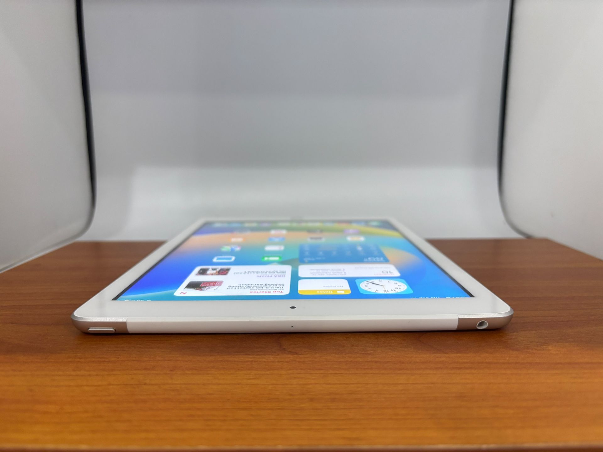 Apple Ipad 5 32GB CELLULAR Fully Functional - photo 5
