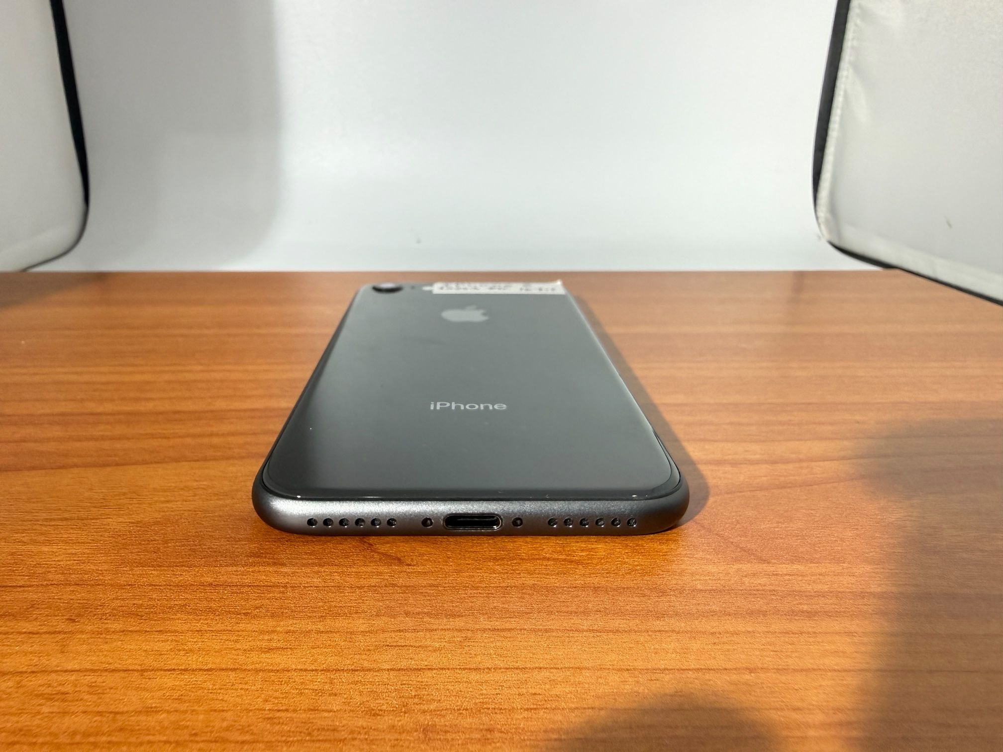 Apple IPhone 8 128GB Unlocked Fully Functional - photo 5