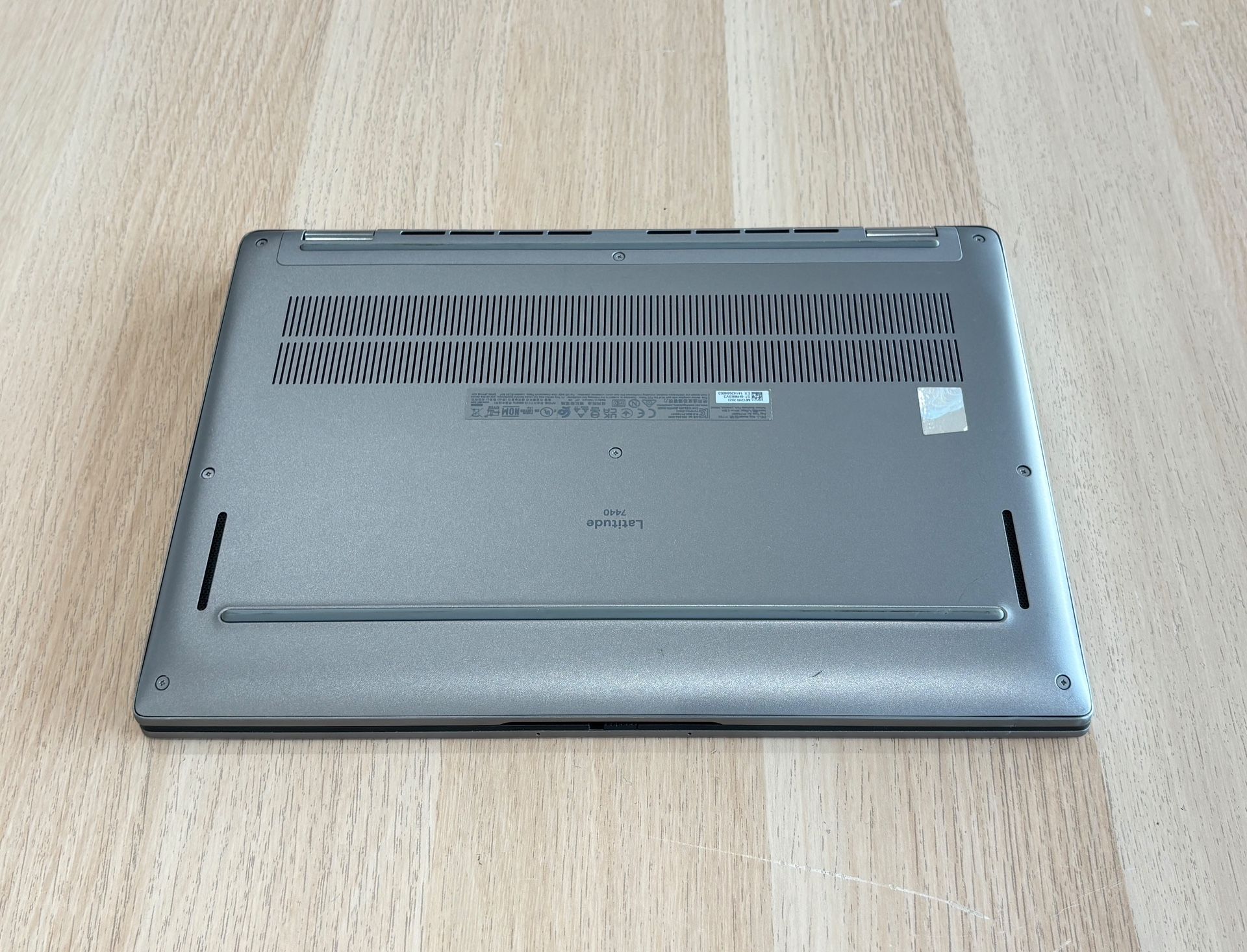 DELL LATITUDE 7440 Convertible Touchscreen i7-1365U 16GB 256GB - photo 4