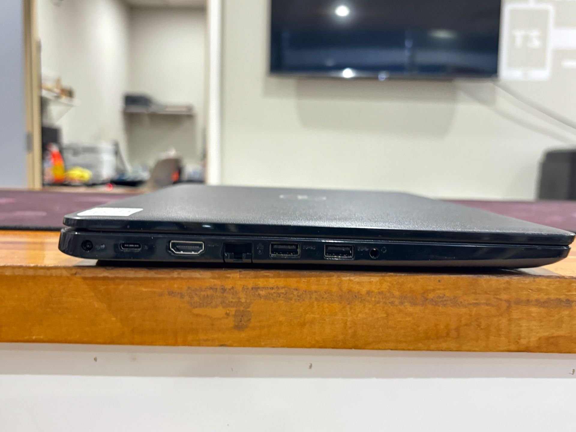 Dell Latitude 3400 Core i5-8365u 8GB 256GB SSD Windows 11 Pro - photo 3